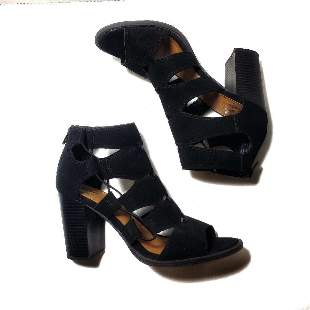 Report cutout heels "Cory"